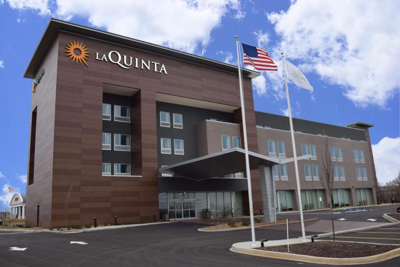La Quinta Inn & Suites By Wyndham Round Rock Near Kalahari Kültér fotó