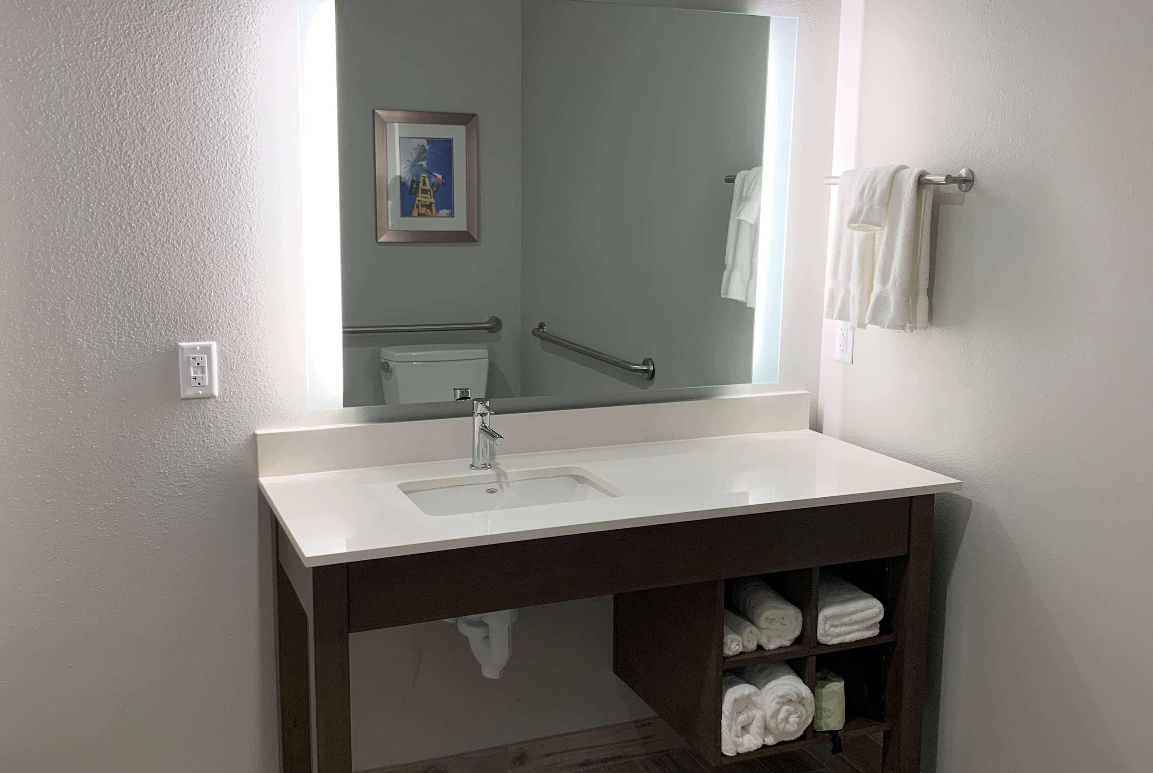La Quinta Inn & Suites By Wyndham Round Rock Near Kalahari Kültér fotó